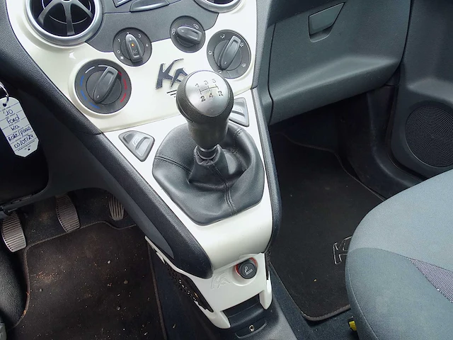 Ford ka 1.3 tdci - afbeelding 26 van  48