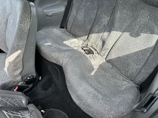 Ford ka, 2000 - afbeelding 15 van  18