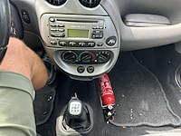 Ford ka, 2000 - afbeelding 18 van  18