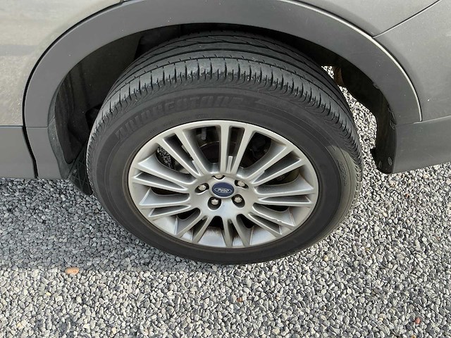 Ford kuga personenauto - afbeelding 2 van  43