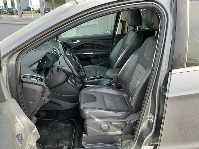 Ford kuga personenauto - afbeelding 6 van  43