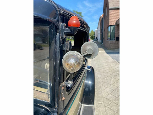 Ford model a tudor - afbeelding 11 van  19