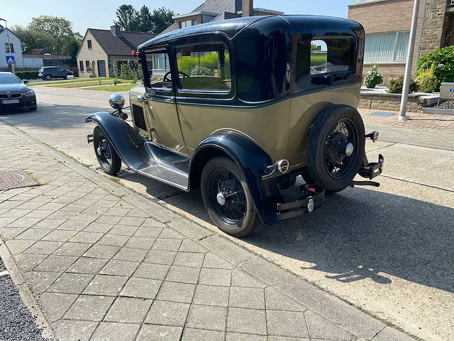 Ford model a tudor - afbeelding 5 van  19