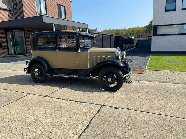 Ford model a tudor - afbeelding 8 van  19