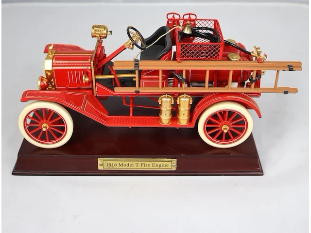 Ford model t1916 (14) - afbeelding 2 van  3