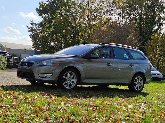 Ford mondeo clipper 1.8 tdci - afbeelding 12 van  51