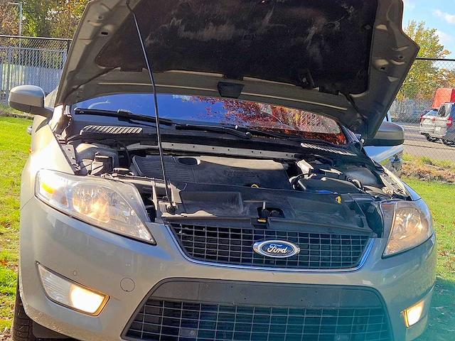 Ford mondeo clipper 1.8 tdci - afbeelding 39 van  51