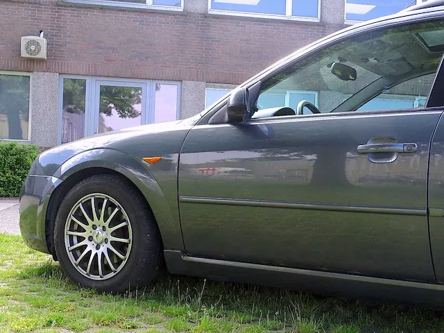 Ford mondeo clipper 2.0 tdci automatic 'ghia' - afbeelding 2 van  51