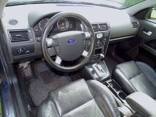 Ford mondeo clipper 2.0 tdci automatic 'ghia' - afbeelding 28 van  51