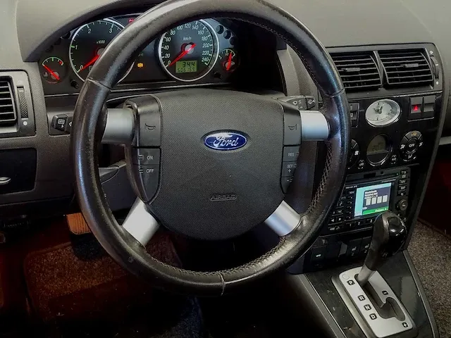 Ford mondeo clipper 2.0 tdci automatic 'ghia' - afbeelding 47 van  51