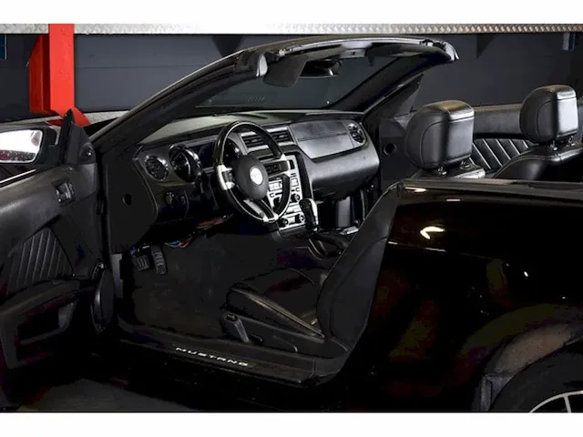 Ford mustang cabrio , 2013 - afbeelding 23 van  41