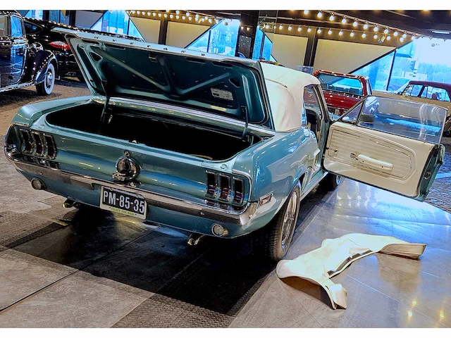 Ford mustang convertible 302 v8, pm-85-35 - afbeelding 30 van  61
