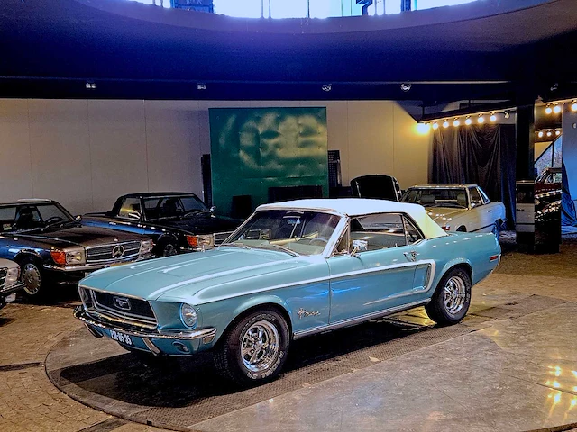 Ford mustang convertible 302 v8, pm-85-35 - afbeelding 23 van  61