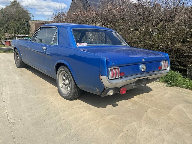 Ford mustang coupe - 1966 - afbeelding 23 van  45