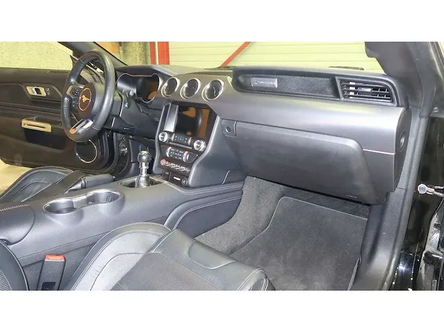Ford mustang gt - afbeelding 47 van  73