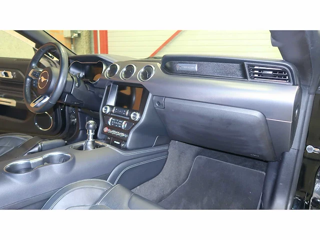 Ford mustang gt - afbeelding 50 van  73