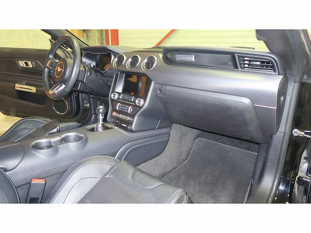 Ford mustang gt - afbeelding 51 van  73