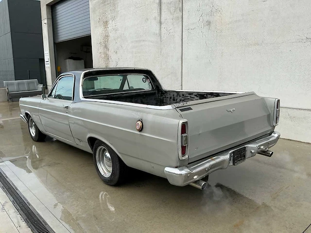 Ford ranchero oldtimer - 1966 - afbeelding 12 van  20