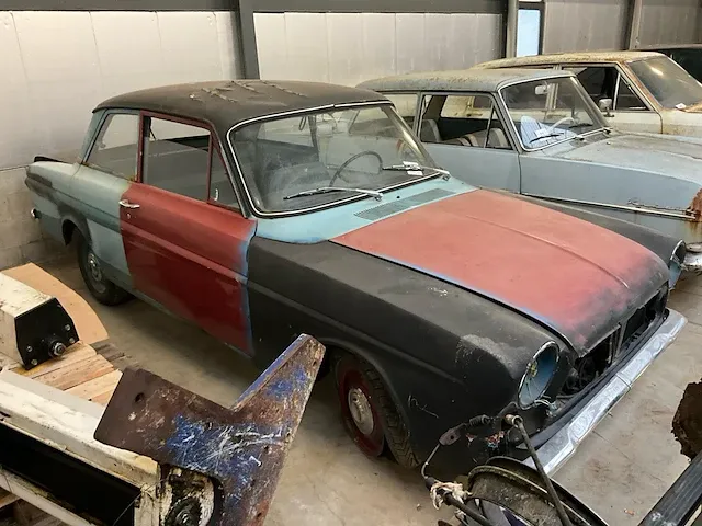 Ford taunus oldtimer restauratieproject - afbeelding 9 van  15