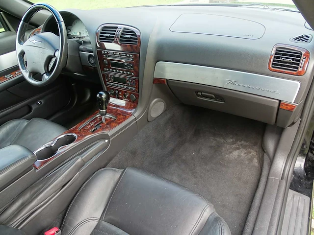 Ford thunderbird v8 (project-basis) - afbeelding 14 van  49