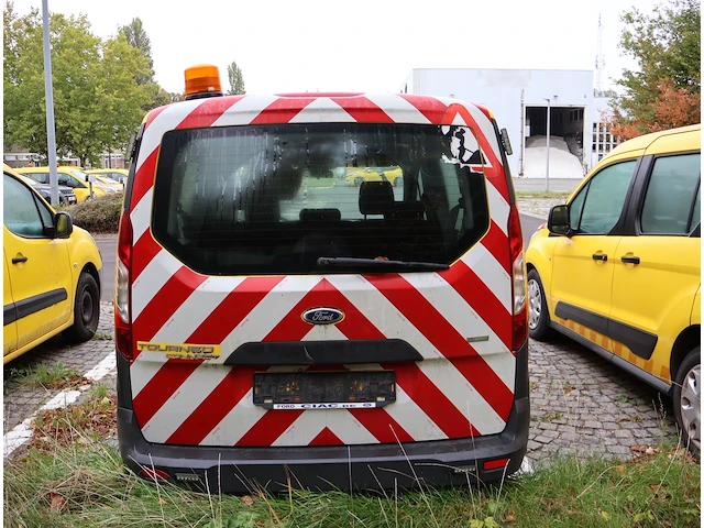 Ford tourneo – wf0xxxwpgtee74591 – 2015 - afbeelding 3 van  6