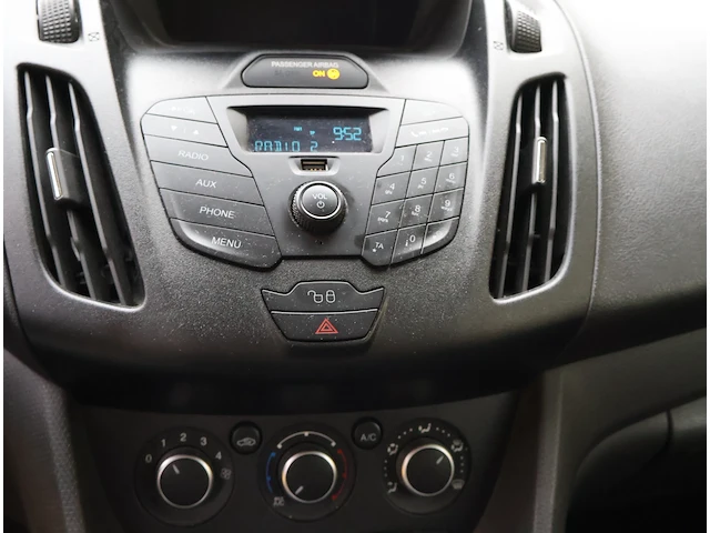 Ford tourneo – wf0xxxwpgtee74595 – 2015 - afbeelding 3 van  17