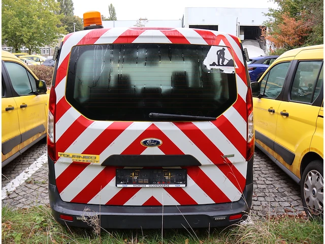 Ford tourneo – wf0xxxwpgtee74595 – 2015 - afbeelding 11 van  17