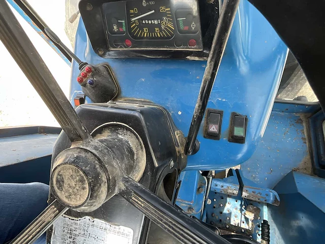 Ford tractor - 1986 - afbeelding 20 van  70
