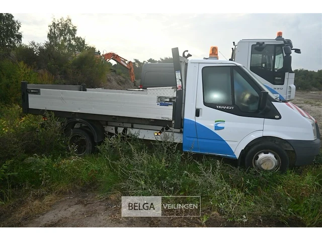 Ford transit - lichte vrachtauto - afbeelding 9 van  23