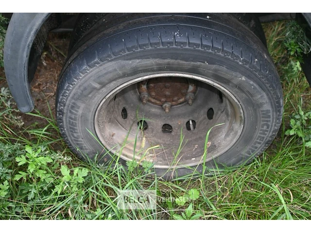 Ford transit - lichte vrachtauto - afbeelding 16 van  23