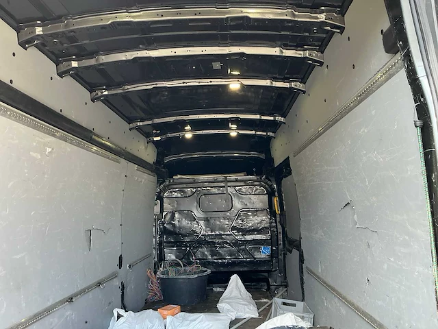 Ford transit bedrijfswagen - afbeelding 12 van  26