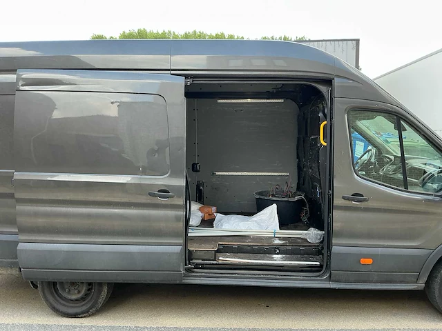 Ford transit bedrijfswagen - afbeelding 15 van  26