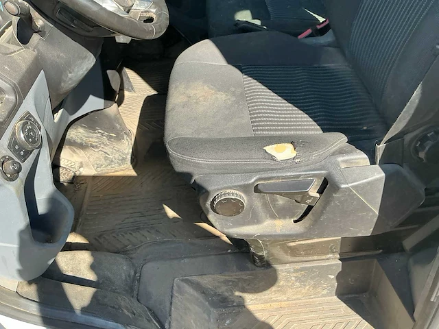 Ford transit bedrijfswagen - afbeelding 11 van  27