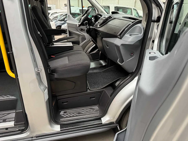 Ford transit bus 17+1 personen - afbeelding 13 van  30