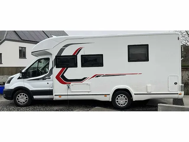 Ford transit camper trigano 2020 - afbeelding 60 van  62