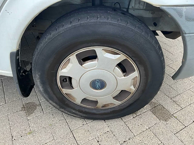 Ford transit lichte vracht - 3 pers. - afbeelding 4 van  62