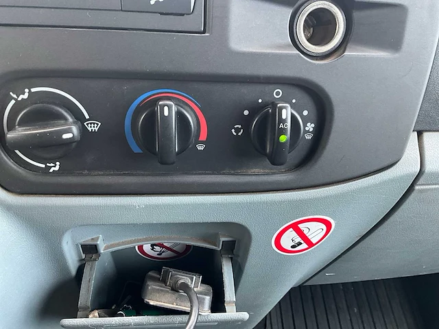 Ford transit lichte vracht - 3 pers. - afbeelding 28 van  62