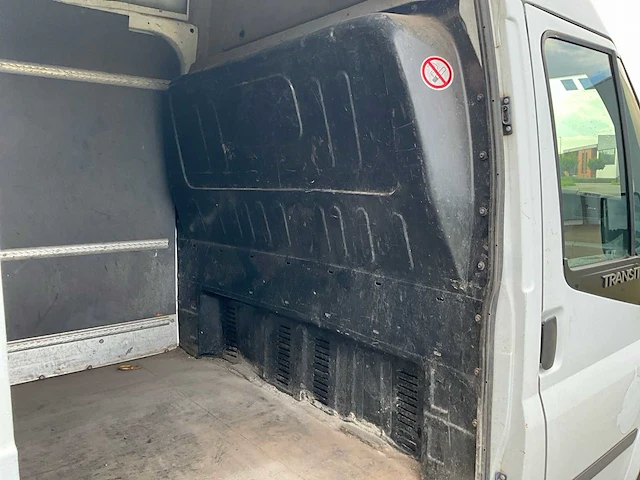 Ford transit lichte vracht - 3 pers. - afbeelding 39 van  62