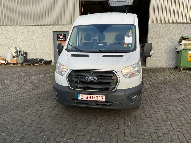 Ford transit lichte vrachtwagen - afbeelding 21 van  27