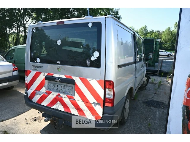 Ford transit lichte vrachtwagen - afbeelding 11 van  22