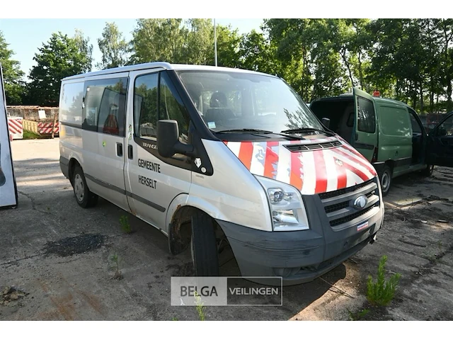 Ford transit lichte vrachtwagen - afbeelding 1 van  22