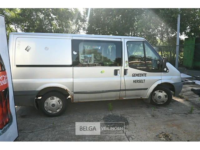Ford transit lichte vrachtwagen - afbeelding 12 van  22