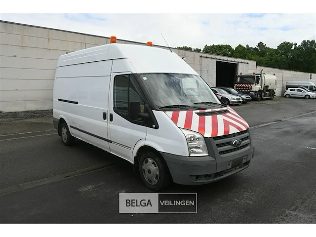 Ford transit lichte vrachtwagen - afbeelding 14 van  27