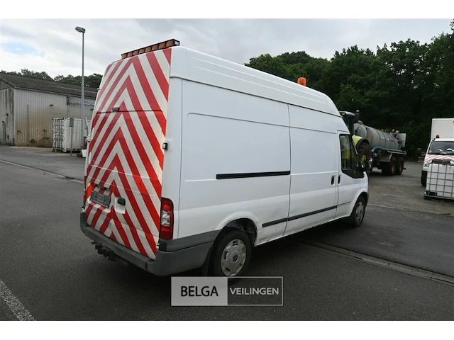 Ford transit lichte vrachtwagen - afbeelding 16 van  27
