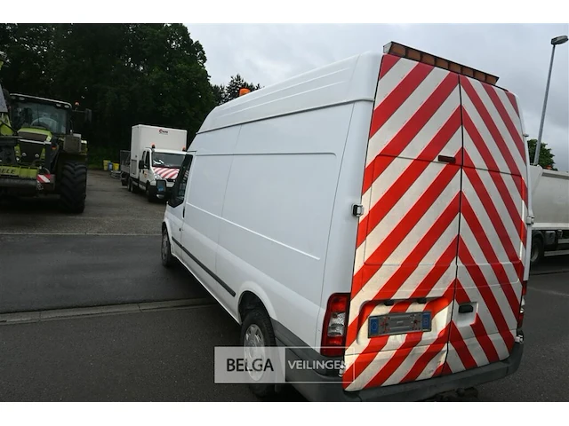 Ford transit lichte vrachtwagen - afbeelding 18 van  27