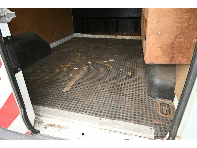 Ford transit lichte vrachtwagen - afbeelding 10 van  20