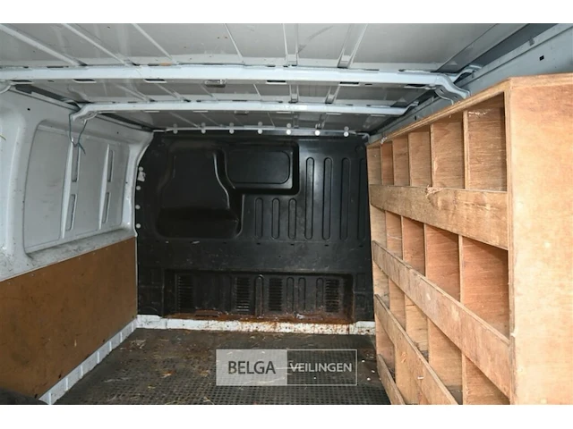 Ford transit lichte vrachtwagen - afbeelding 11 van  20