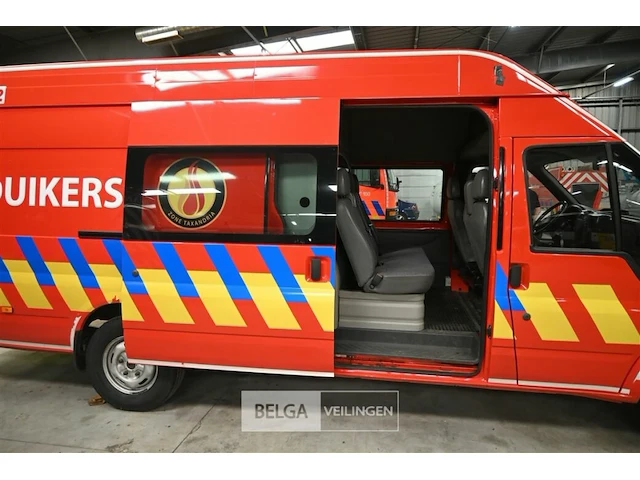 Ford transit lichte vrachtwagen - afbeelding 22 van  30