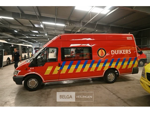 Ford transit lichte vrachtwagen - afbeelding 12 van  30