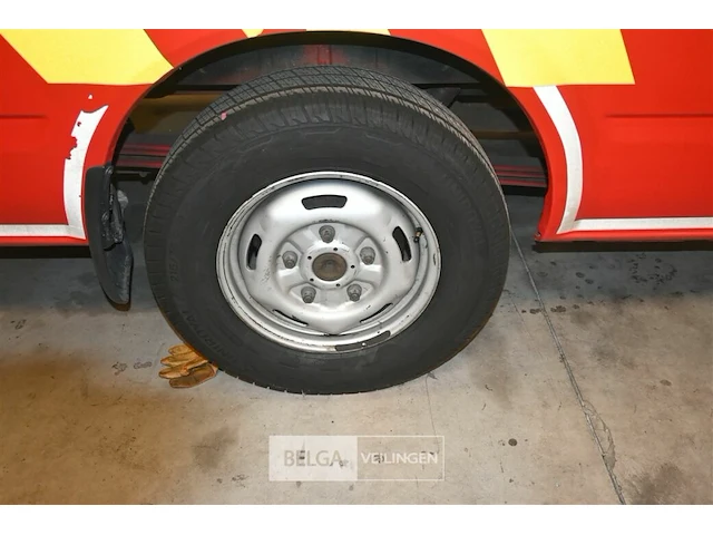 Ford transit lichte vrachtwagen - afbeelding 23 van  30